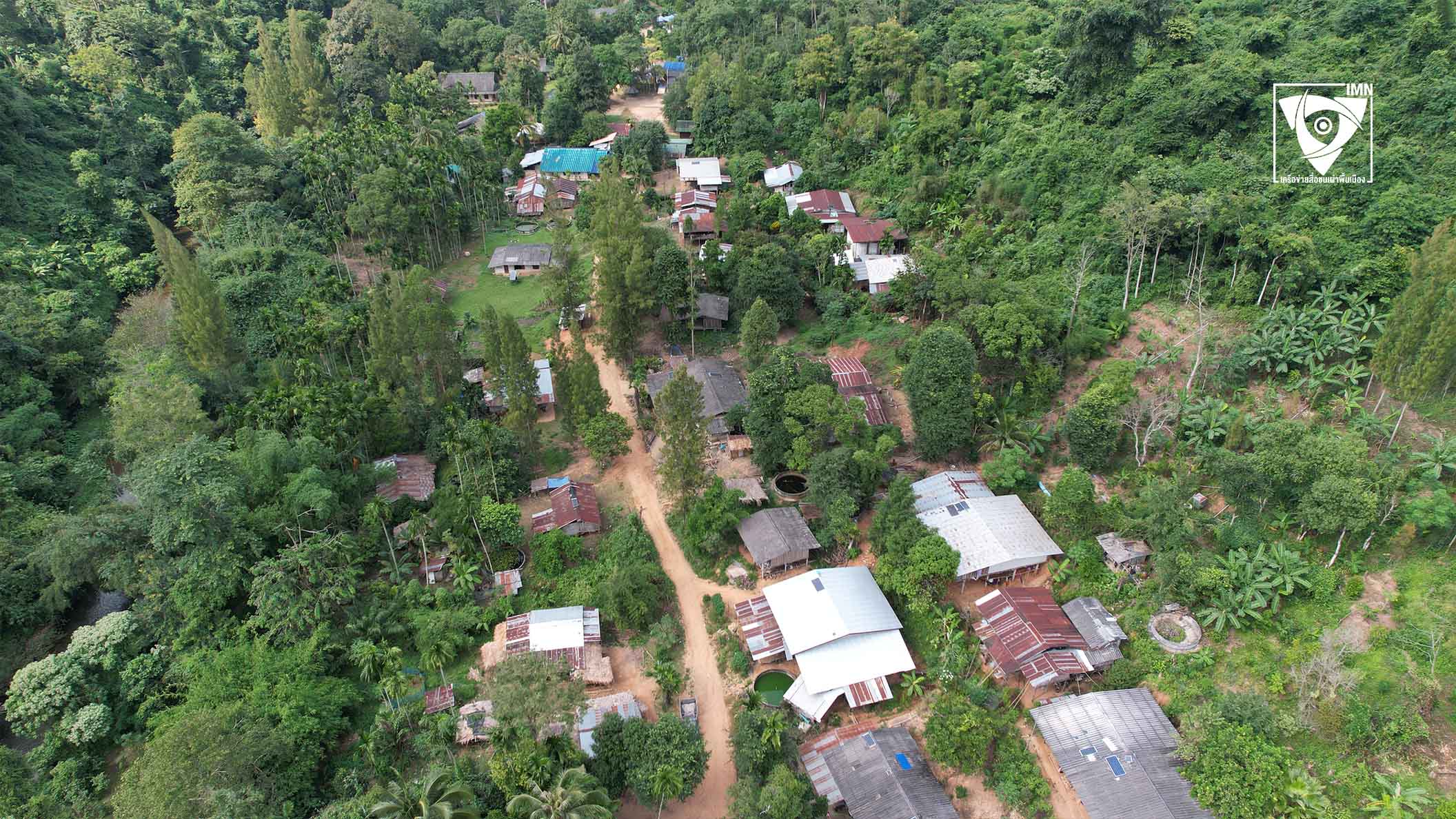 ภาพมุมสูงบ้านพุระกำ ตั้งอยู่ในเขตรักษาพันธุ์สัตว์ป่าแม่น้ำภาชี จังหวัดราชบุรี ภาพ: Rad ri Lab